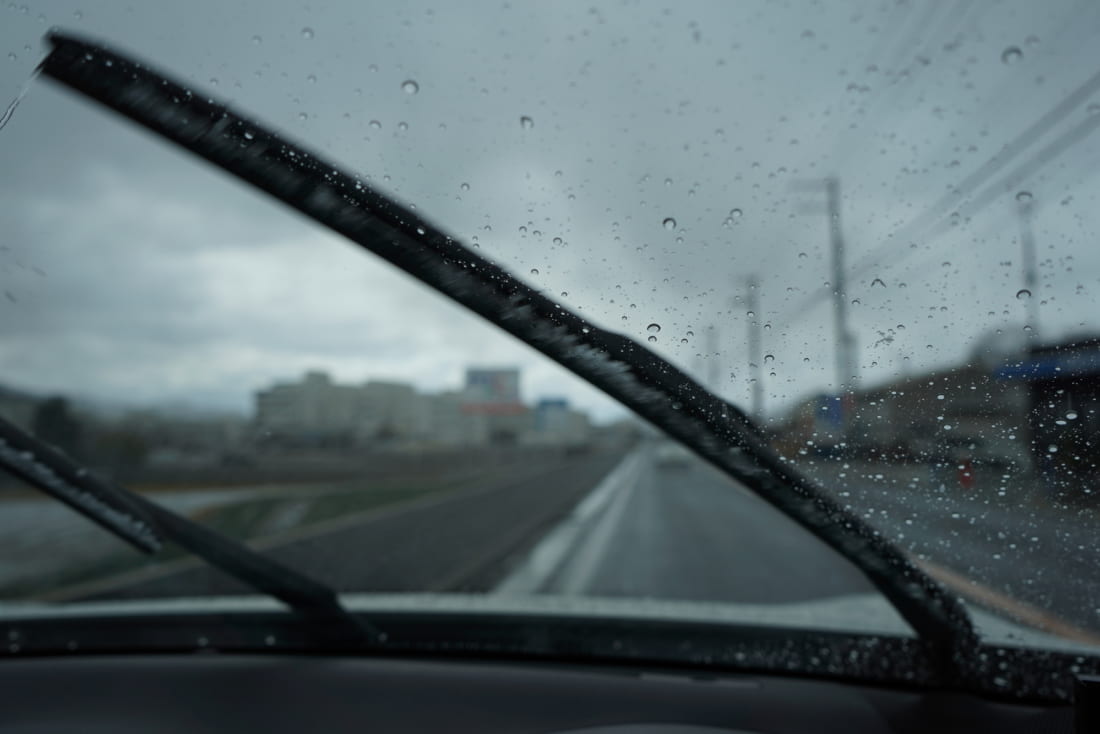 車 ワイパー 後ろ 動かし方 Kuruma