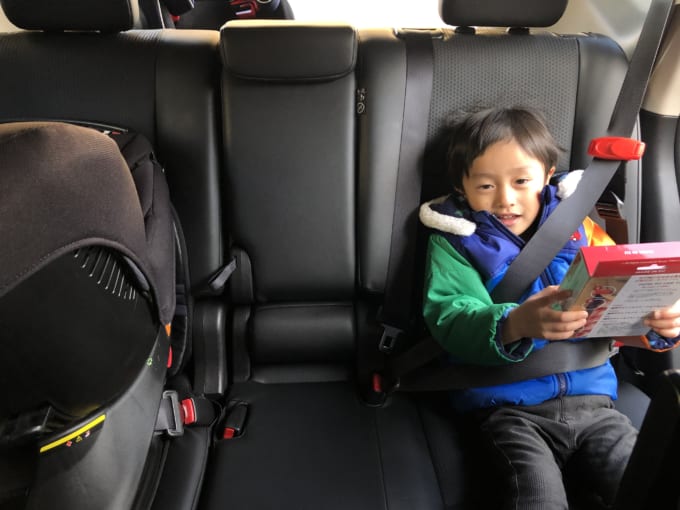 アウトレット品 スマートキッズベルト チャイルドシート 安心安全 補助 簡単取り付け 車移動