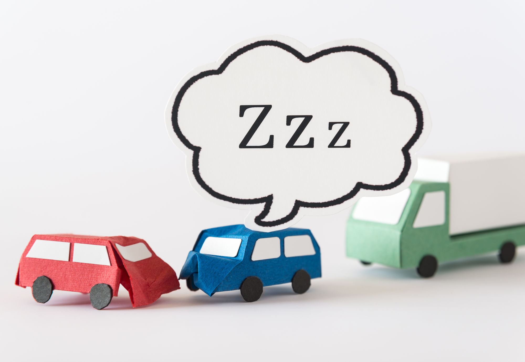 いつの間にかウトウト…は絶対ダメ! 運転中の眠気の解消方法 | 暮らしとくるま