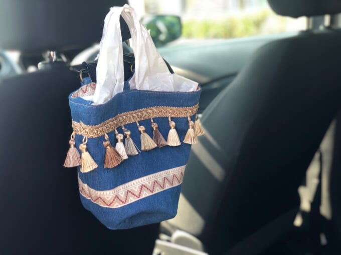 ゴミ箱バッグヘッドレスト取り付け２