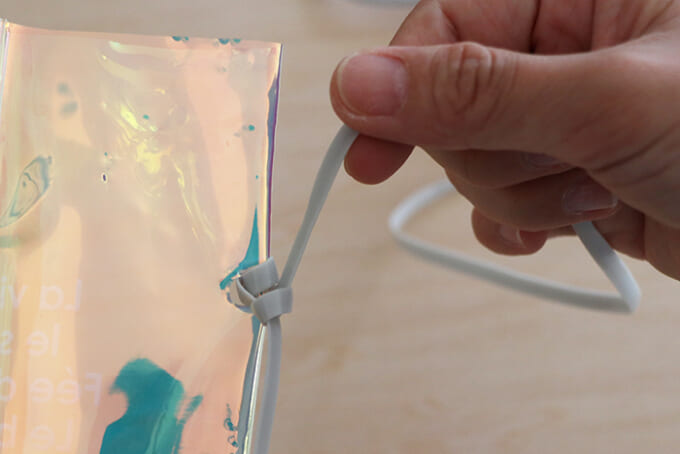 09上の穴_さらに結ぶ