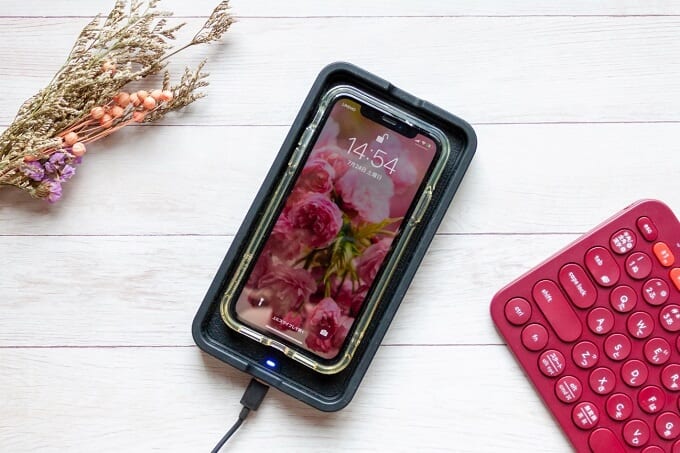 ワイヤレス充電器02