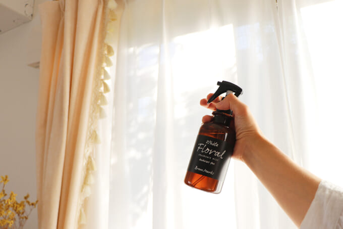 01＿ホワイトフローラル