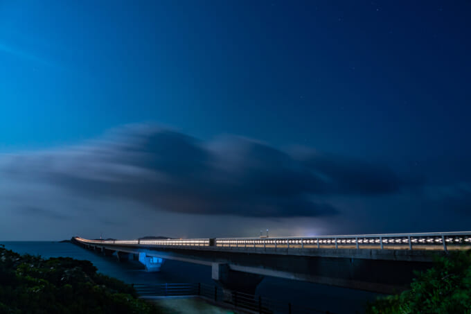 pixta_57644165_M
