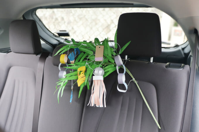 00七夕飾り＿車内_01