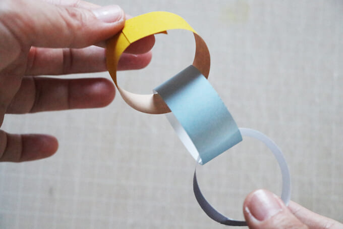 08_わっか＿3つめ_05