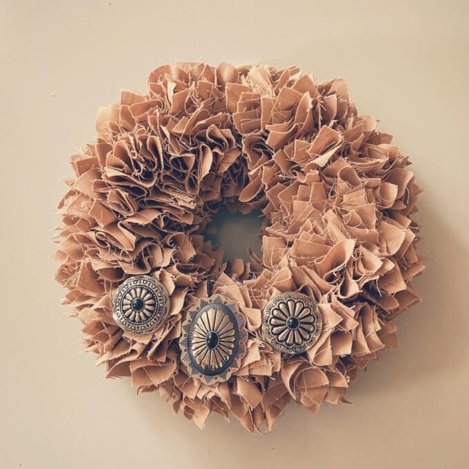 ベージュリース２