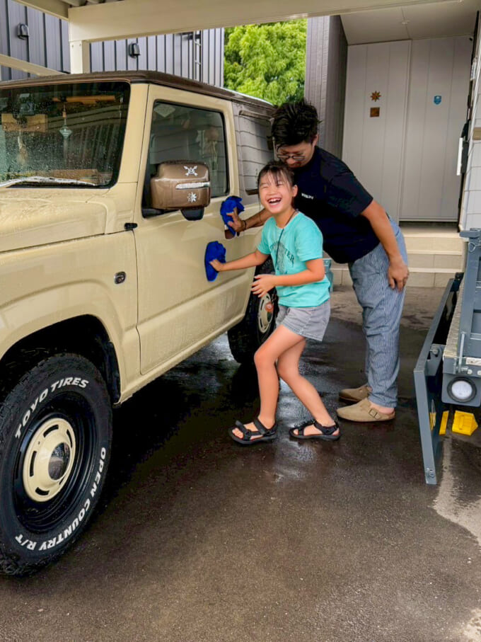 B4CAB1B4-50B5-4AE3-B7BB-A3E00A10DABD